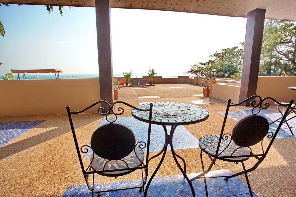Sea Breeze Guest House Cha-Am Quarto foto
