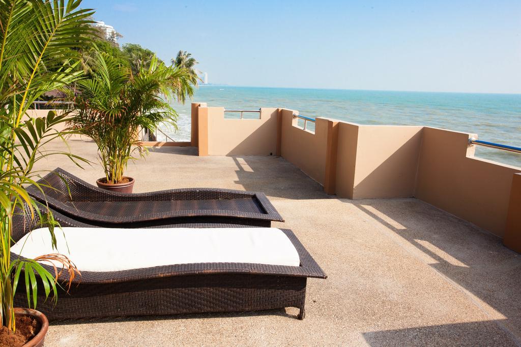 Sea Breeze Guest House Cha-Am Exterior foto